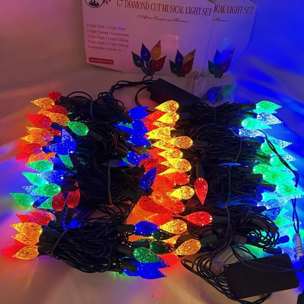 Santa’s Forest LED 200 C7 Diamond Cut Musical Light Set String Lights Christmas